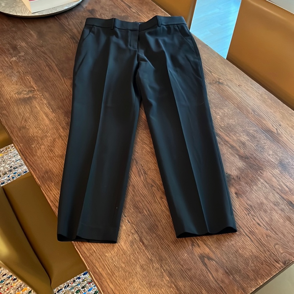 NWOT GO TO THEORY TROUSER